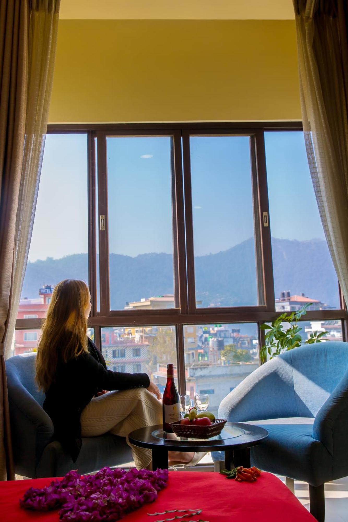 Tuki Resort Pokhara Exterior foto